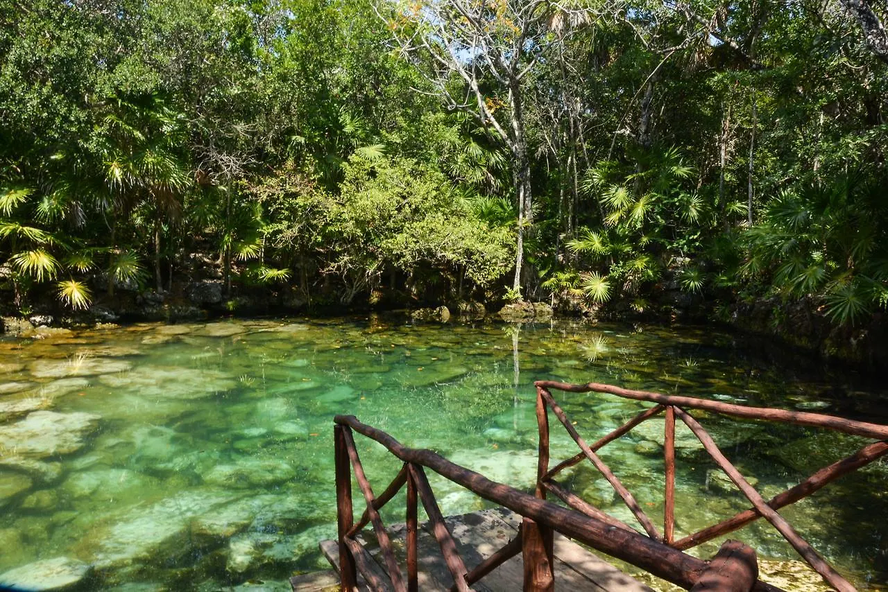 Hotel Caleta Tankah Tulum 3*,  México